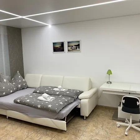 Апартаменты Messe Mit Grosser Terrasse
